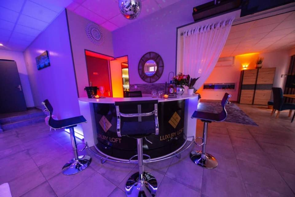 Loft Privatif Avec Jacuzzi Et Sauna Saint-Dizier Kültér fotó